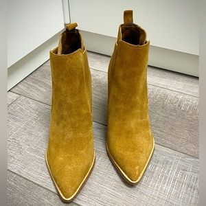 Nine West Block heel Booties, Suede leather upper, medium natural, women size 5